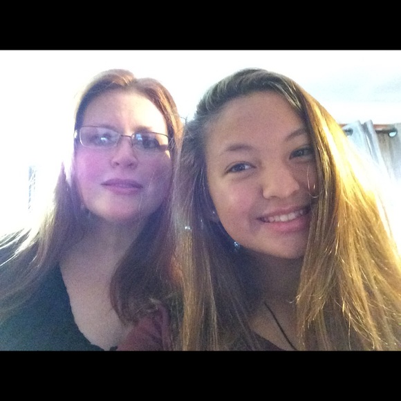 Meet your Posher, Theresa 🎉POSH AMBASSADOR 🎉 - Picture 7 of 8